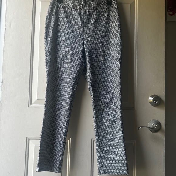 Women's Rafaella Stretch ankle pull on pants. Size 6 - Picture 1 of 12